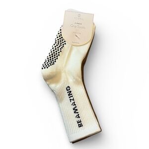 🆕 Balance Collection BE AMAZING  Grip Socks 2 Pack